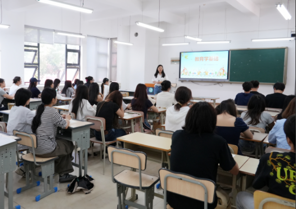 而教育服务形状正在发生深入革新呈现教育规划师新职业